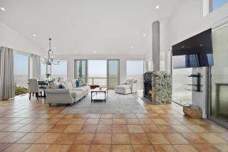 New Listing Beachfront Retreat by Colby & Conrad - 7
