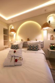 Suites Hôtel Les Charmilles & Spa - 5