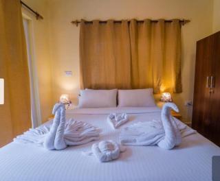 Mariners Bay Suites - 1