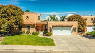 Family Fun, Movie Theater Games Full Kitchen Pool table Quiet Cul-de-Sac - 5