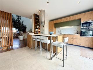 Urban Oasis - Duplex Design, Piscine privée - 2