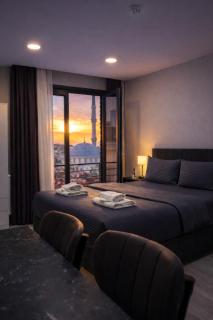 DEast Signature - Family Suites Hotel - 0