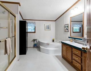 Picture Perfect Dual Home on the Lake - 5