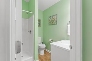 Picture Perfect Dual Home on the Lake - 7