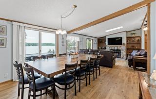 Picture Perfect Dual Home on the Lake - 9