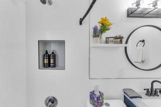 Family-owned 3BR in Larchmere Near Hospitals with Parking - 1