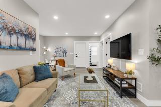 Family-owned 3BR in Larchmere Near Hospitals with Parking - 8