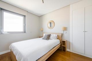 Terraza y Vistas para 6 con Parking en Sanchinarro - 2