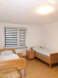 SHK - Monteurwohnung - möbliert WIFI - HAGEN - 3