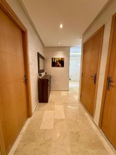 Gueliz Twin Balcony Apartment F3 - 5