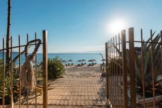 Talizeti Home - Adults Only - 7