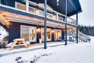 Hot Tub and Game Room Morgan Family Getaway - 9