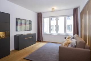 New luxury apartment 3 rooms at Rathausplatz - 1