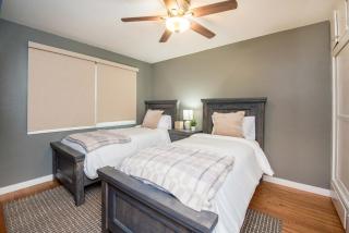 Welcome to your home at the Orange Circle - 8