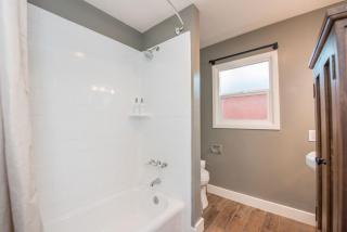 Welcome to your home at the Orange Circle - 1