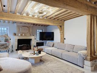 Villa Elysia YourHostHelper - 3