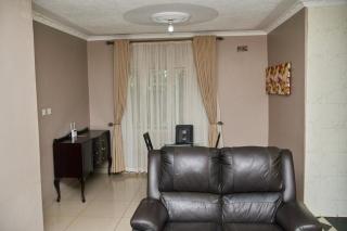 Breeze retreat centre - 1