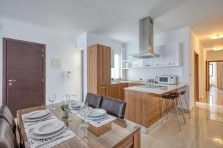 Spacious 2BD Penthouse in the Heart of Sliema - 7