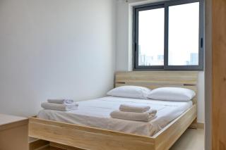 Spacious 2BD Penthouse in the Heart of Sliema - 3