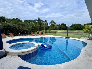 Villa Solara 6 - Luxury 6 Bedroom Villa with Pool, Golf & Lake View - 9