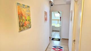 Private room at Ceausescu's place in Old City Unirii Square - Bucharest - 2