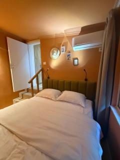 SMALL Boutique & Garden - 3