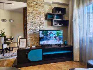 Urban Vibe Apartments 2 - 8