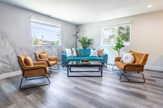 Escape in Modern 4BR Home Sleeps 10 with Parking - 3