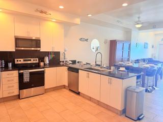 Las Palomas OV 2BR 2BA Penthouse Cortez 1604 - 4