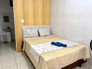 APT4 Completo com Garagem WIFI TV Smart Local Central em Petrolina - 2