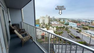 Cozy BBQ Walkable Location Beachfront - 6