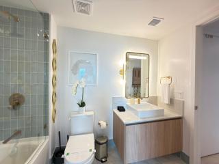 New Unit Dwntwn Miami Near Kaseya center - 8