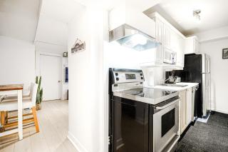 Central downtown For 2 Guest Close to metro Peel - 9