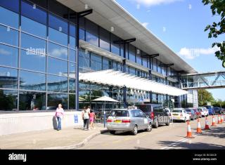 Woodlands Retreat short & long stays in 4-BR Ashford home for business, family, contractors - 3