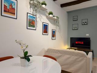 Street Angels Apartment - 3