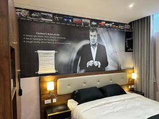 Empress Boutique Hotel Suites - 4