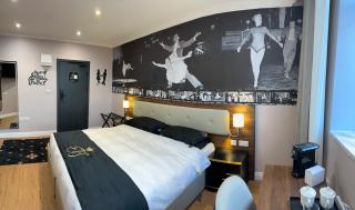 Empress Boutique Hotel Suites - 7