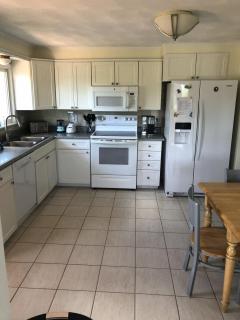 Spacious and Walk to the Beach with Central AC and Outdoor Shower - 1