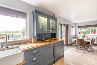 5 Bed in Utterby oc-t34067 - 2