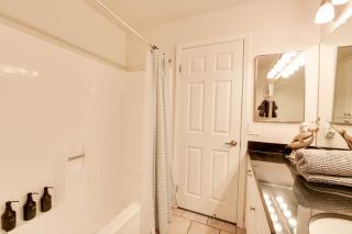 The Electric Blue Abode, Oceanside - 1