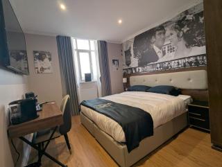 Empress Boutique Hotel Suites - 2