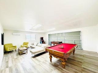 Amazing Views Hot Tub-Games-Fire pit 6BR Sleeps 20 - 7