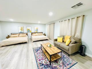 Amazing Views Hot Tub-Games-Fire pit 6BR Sleeps 20 - 6