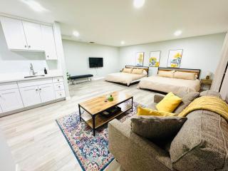 Amazing Views Hot Tub-Games-Fire pit 6BR Sleeps 20 - 3