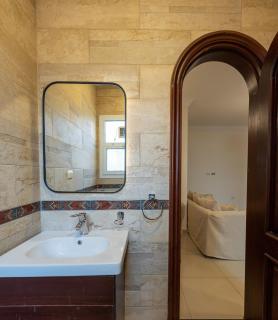 Central Japandi Style One-Bedroom Apartment in Zamalek - 4