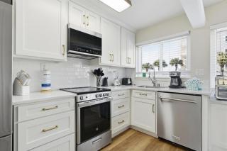 Seaspray Condos 215B - 4