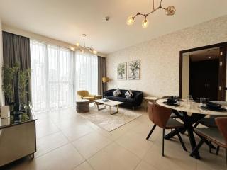 Modern Elegance in Downtown 1BR with Luxe Decor by Petals Holiday Homes - 3