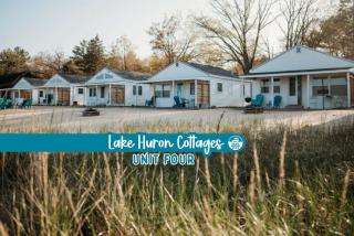 New renovated bathroom & new roof - Lake Huron 4 - 0
