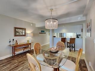 Regency Towers 704 West - Million Dollar View - 2