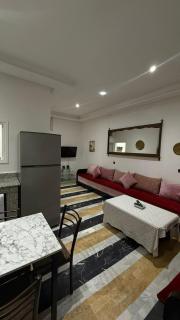 Hidden Gem One Bedroom Apartment - 4